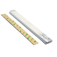Load image into Gallery viewer, Waffenschrank-LED Leuchte mit Bewegungsmelder, magnetisch, 80 LED&#39;s, kabellos

